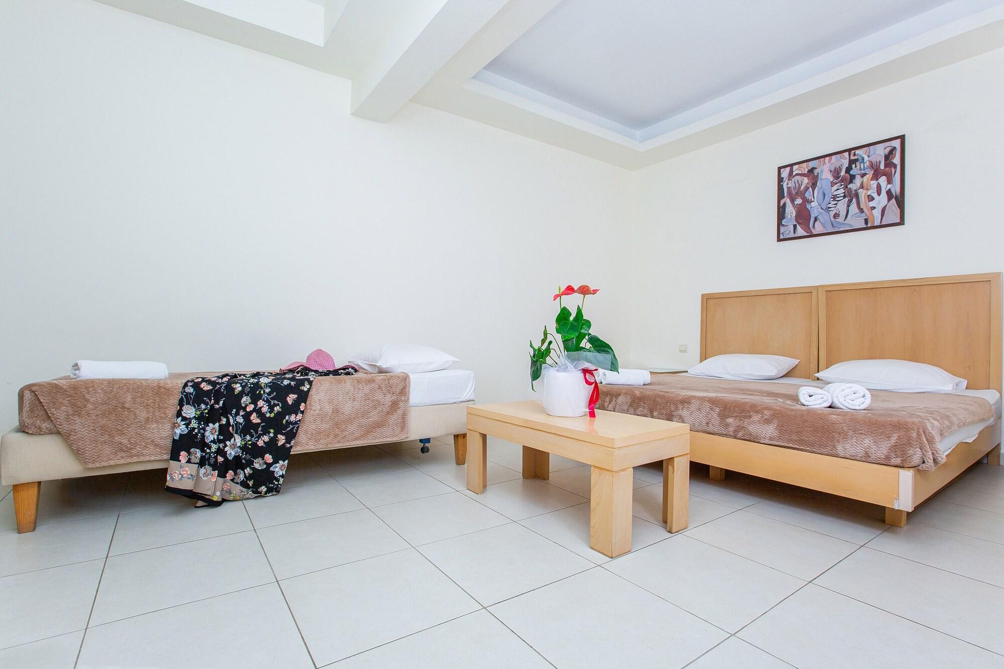 Hermes Hotel Malia Екстер'єр фото