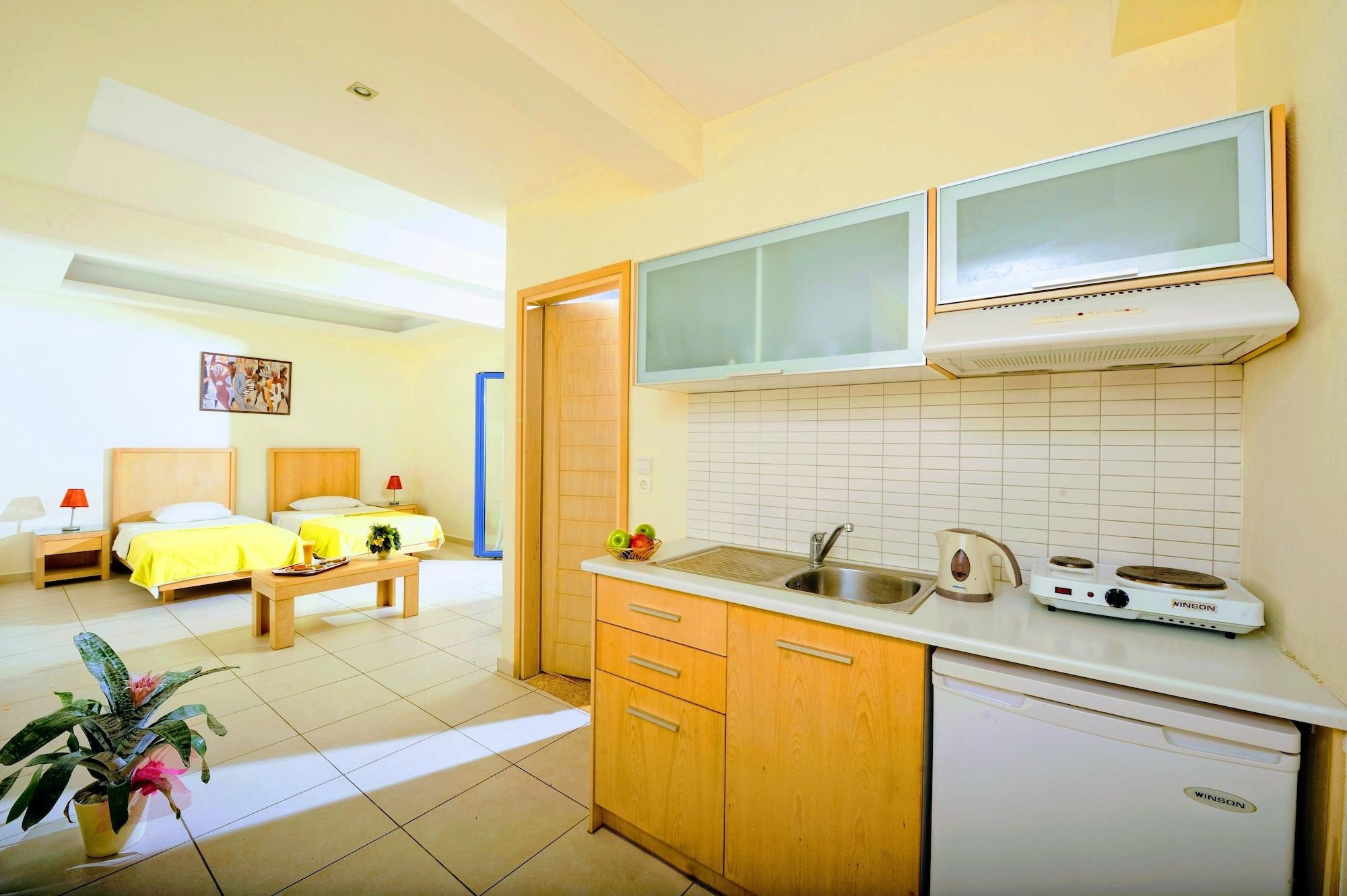Hermes Hotel Malia Екстер'єр фото