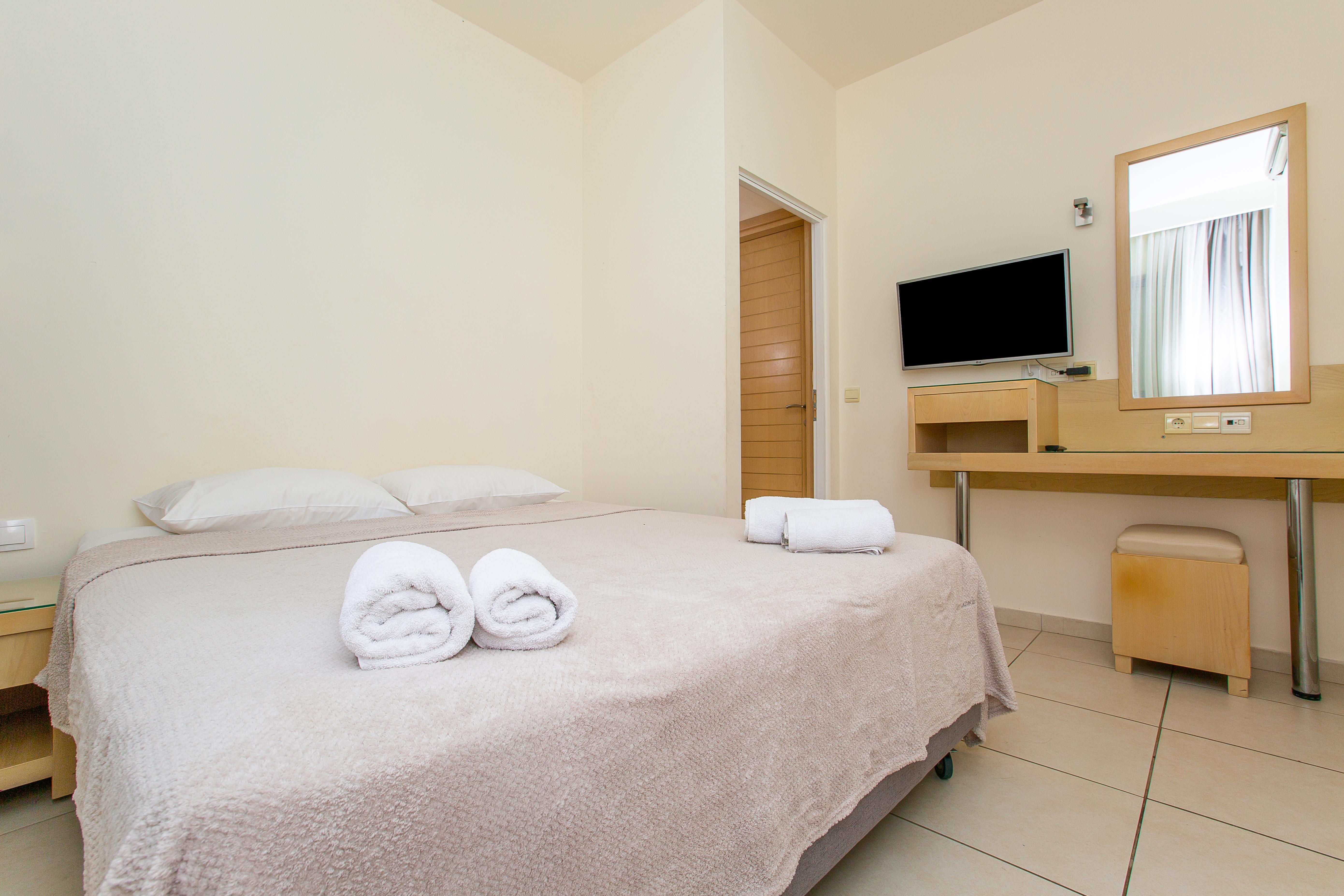 Hermes Hotel Malia Екстер'єр фото