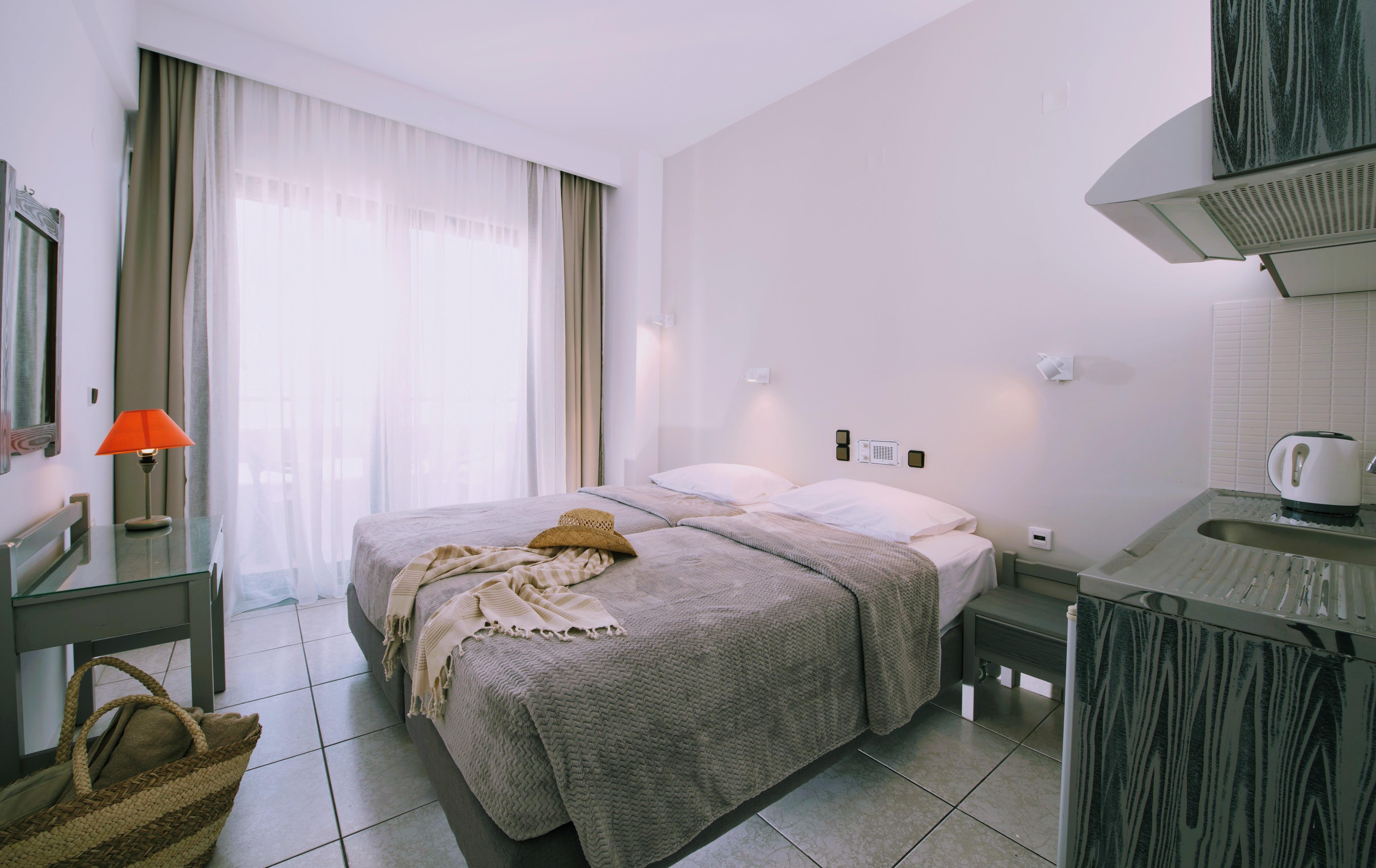 Hermes Hotel Malia Екстер'єр фото