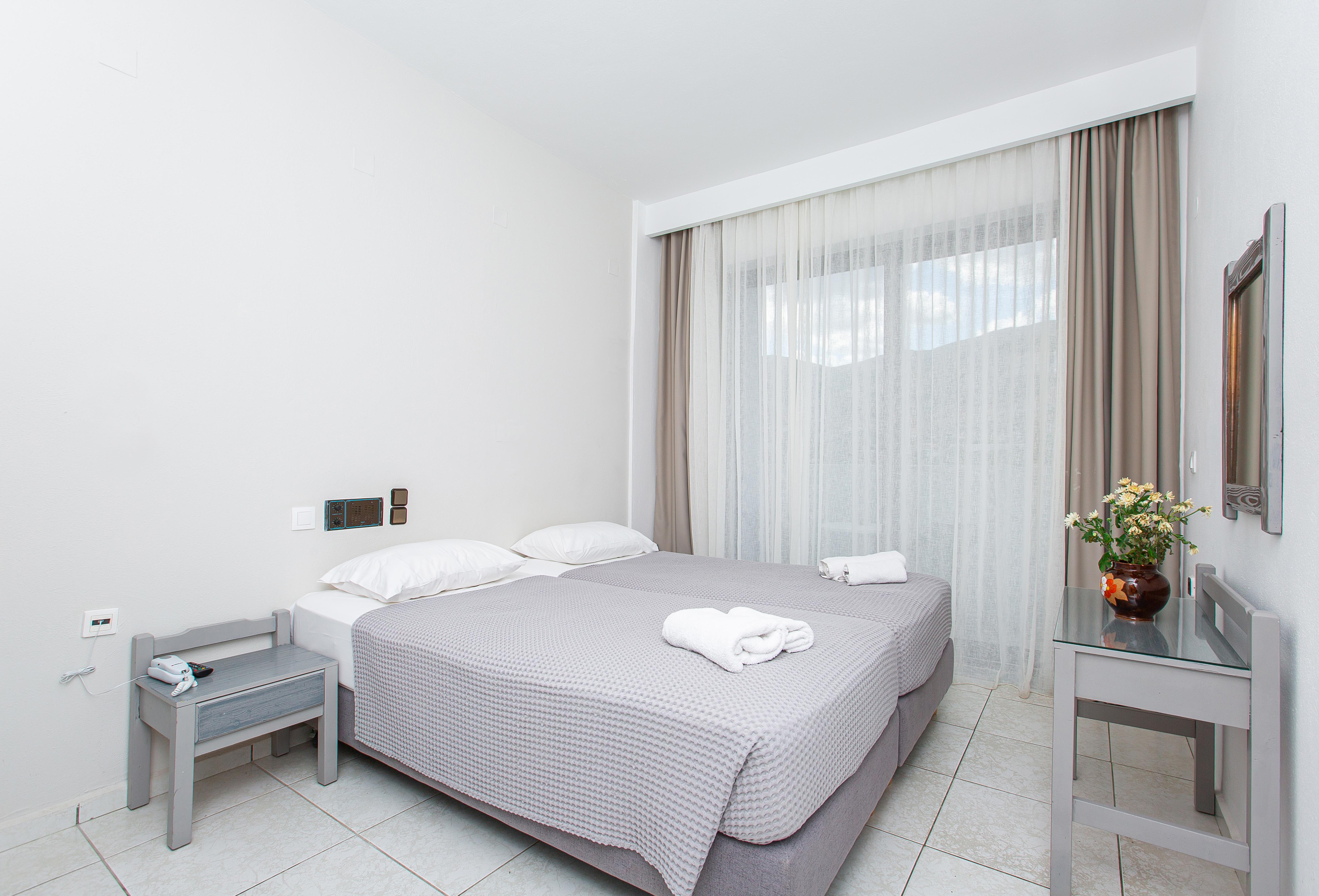 Hermes Hotel Malia Екстер'єр фото