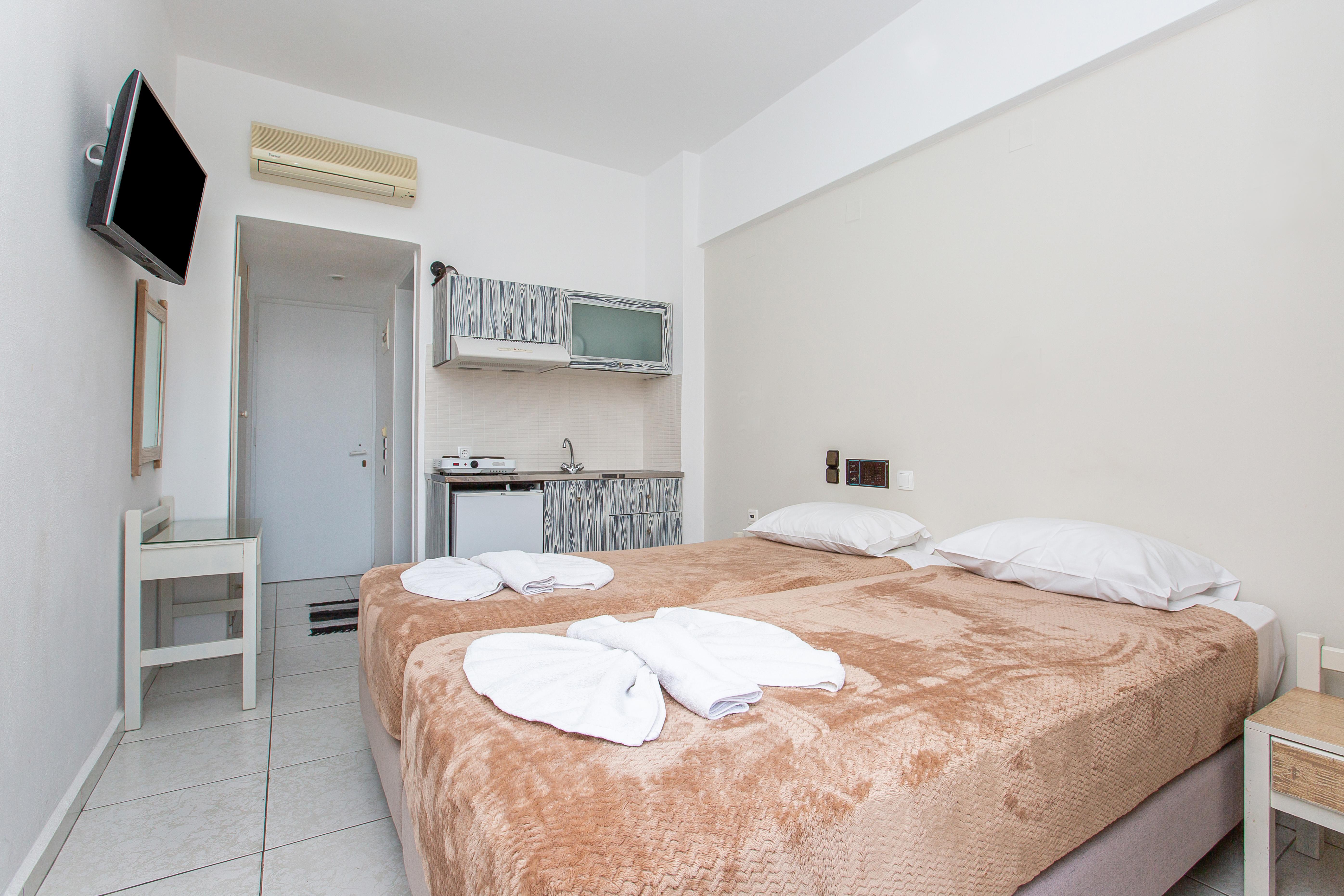 Hermes Hotel Malia Екстер'єр фото