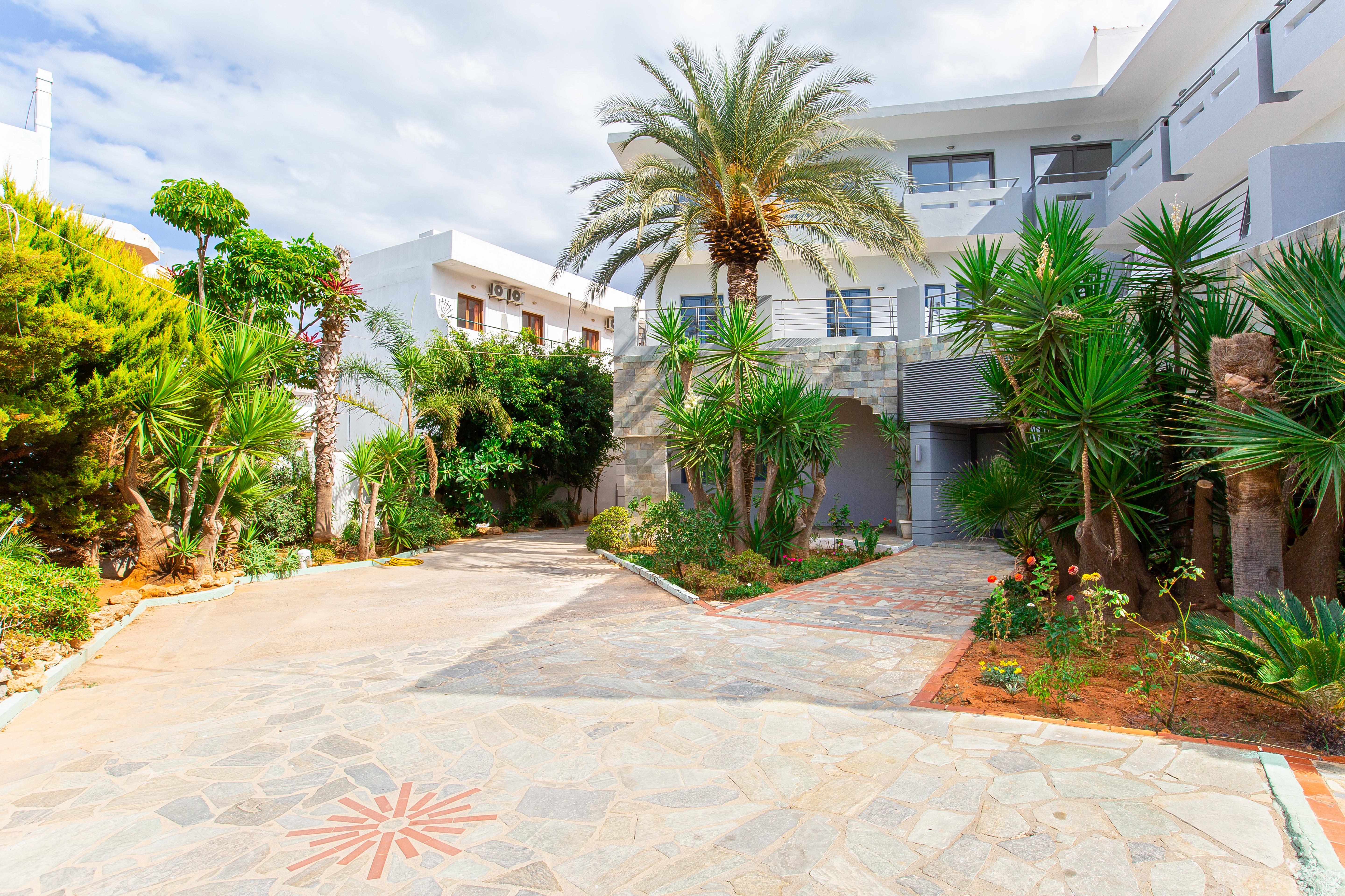 Hermes Hotel Malia Екстер'єр фото
